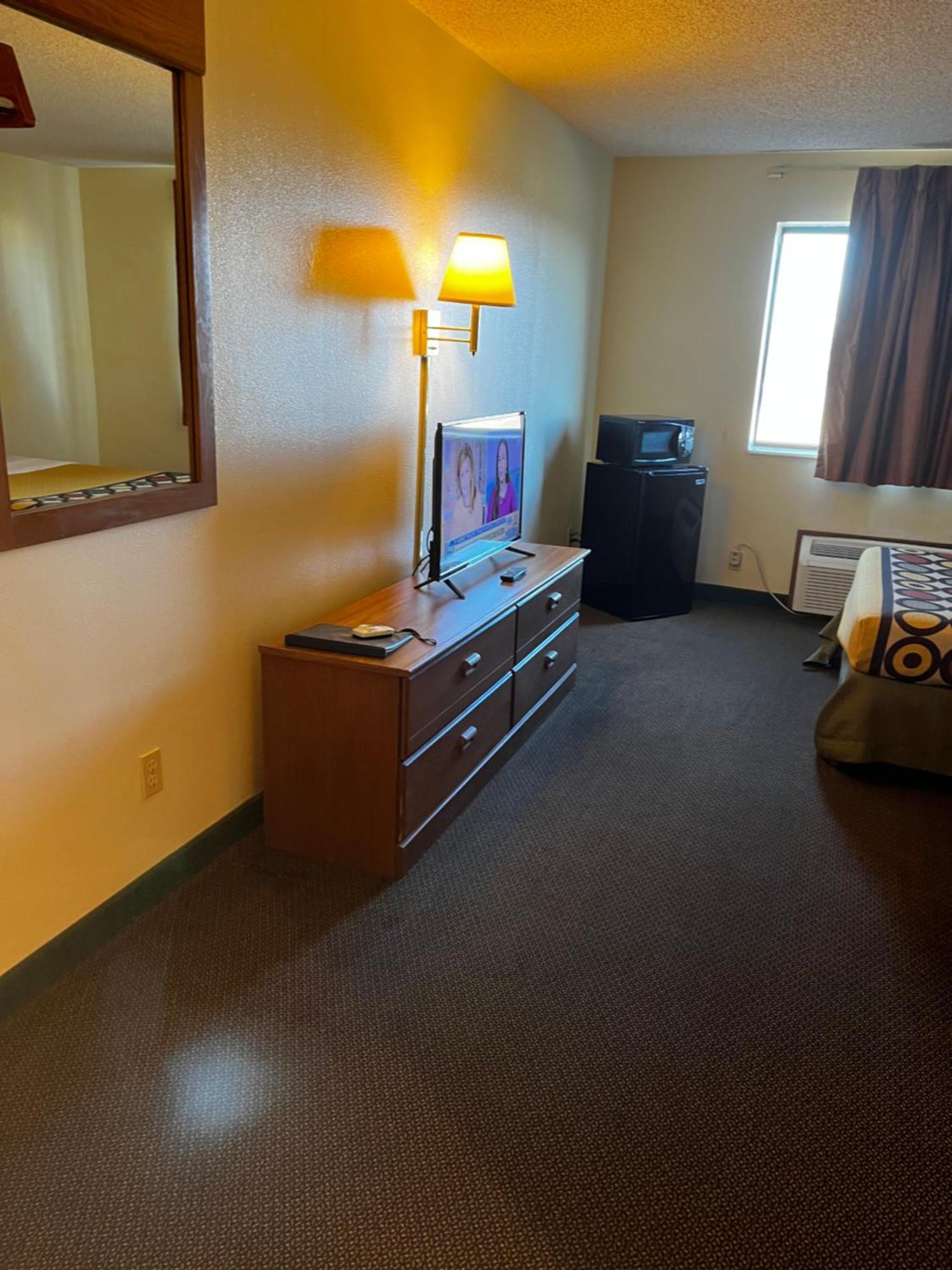 Super 8 Hotel Smithville Buitenkant foto